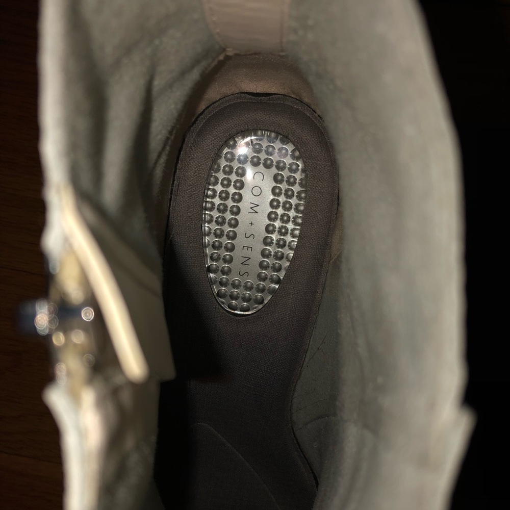 Com + Sens White Booties - image 3